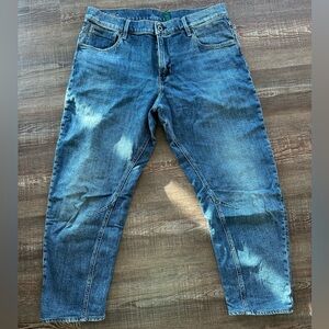 G-Star women’s boyfriend 3D Arc jeans. Size 29.